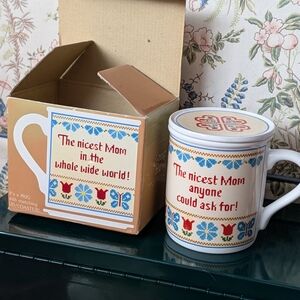 1983 Hallmark Mug Mates